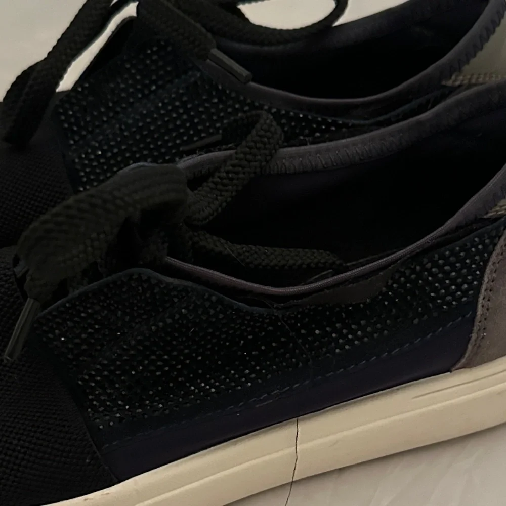 Vaneli sleek sneakers